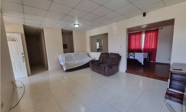 Casa en Venta, Urbanización Montserrat, Vía Transístmica, Las Cumbres