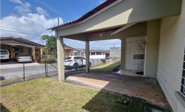 Casa en Venta, Urbanización Montserrat, Vía Transístmica, Las Cumbres