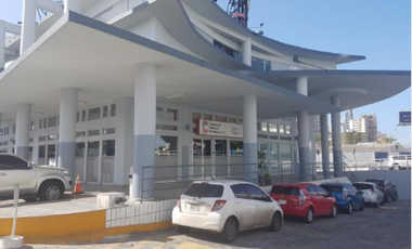 ALQUILO LOCAL TUMBA MUERTO, 185 m2 1 Baño, 100 m2 PB, 85 m2 PA