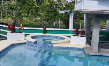 VENDO CASA CORONADO