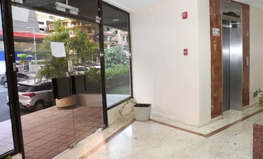 VENDO OFICINA AVENIDA BALBOA TORRE BAC