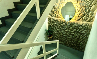 ALQUILO EDIFICIO EN CASCO VIEJO