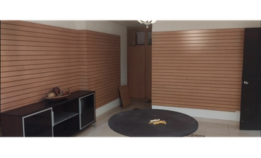 VENDO LOCALES COMERCIALES PARQUE LEFEVRE