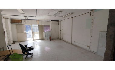 VENDO LOCALES COMERCIALES PARQUE LEFEVRE