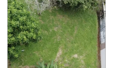 VENDO TERRENO LA CRESTA