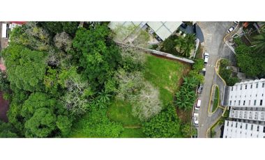 VENDO TERRENO LA CRESTA