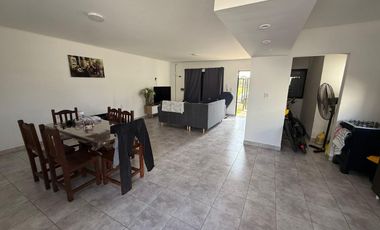 Venta Casa Santa Fe -  Barrio La Esmeralda