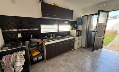 Venta Casa Santa Fe -  Barrio La Esmeralda