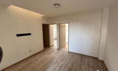 Casa en Renta  Bosque real con jardín 28 mil mensuales 3 rec