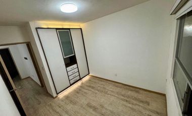 Casa en Renta  Bosque real con jardín 28 mil mensuales 3 rec