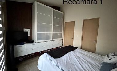 Casa en Renta  Bosque real con jardín 28 mil mensuales 3 rec