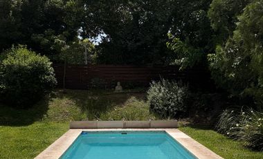 CASA 5 AMBIENTES EN VENTA, BARRIO LA CODORNIZ, LOS CARDALES