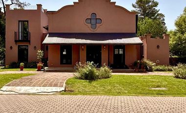 CASA 5 AMBIENTES EN VENTA, BARRIO LA CODORNIZ, LOS CARDALES