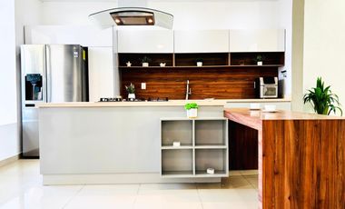 Casa en Venta en Nuevo Vallarta con alberca privada cerca de playa