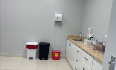 Alquilo local comercial