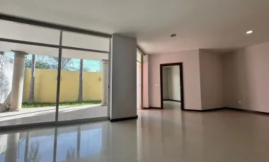 Casa en renta en Bosques Santa Anita, Tlajomulco de Zúñiga, Jalisco
