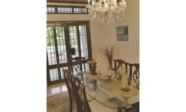 Se Vende Casa en Altos de Golf