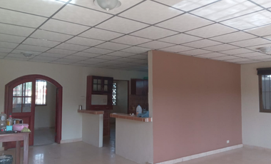 Se Vende Casa en Barrio Colón, La Chorrera ( precio reducido)