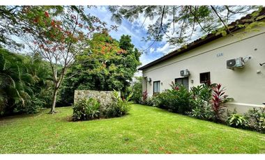 Se Vende Hermosa Casa en El Barrero hacia Churuquita Grande, Coclé