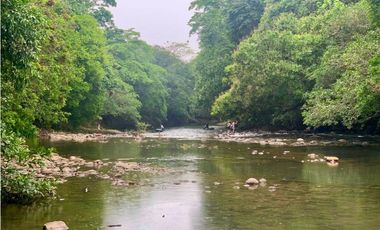 Se Vende Hermosa Casa en El Barrero hacia Churuquita Grande, Coclé