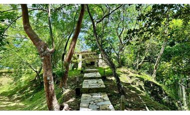 Se Vende Hermosa Casa en El Barrero hacia Churuquita Grande, Coclé