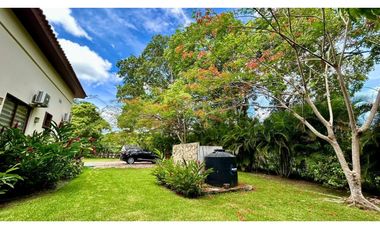Se Vende Hermosa Casa en El Barrero hacia Churuquita Grande, Coclé