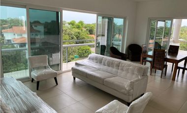 SE VENDE APARTAMENTO EN PUNTA BARCO