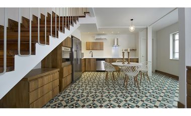 Casa Bandera - Apartamentos y Locales Comerciales en Casco Viejo