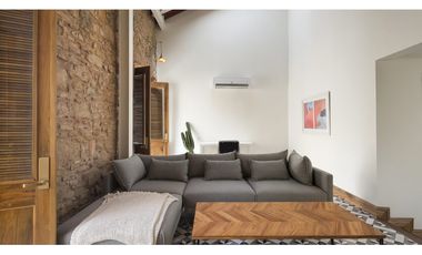 Casa Bandera - Apartamentos y Locales Comerciales en Casco Viejo