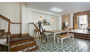 Casa Bandera - Apartamentos y Locales Comerciales en Casco Viejo