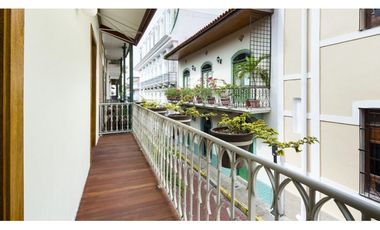 Casa Bandera - Apartamentos y Locales Comerciales en Casco Viejo