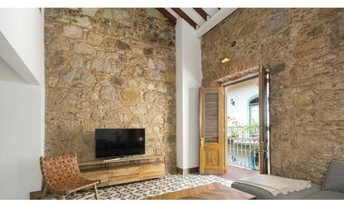 Casa Bandera - Apartamentos y Locales Comerciales en Casco Viejo