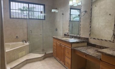 Venta de Casa en Clayton PH Embassy Gardens