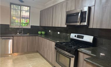 Venta de Casa en Clayton PH Embassy Gardens