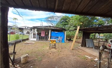Propiedad en venta  Calle C Sur entre Avenida 4 y 5 Oeste