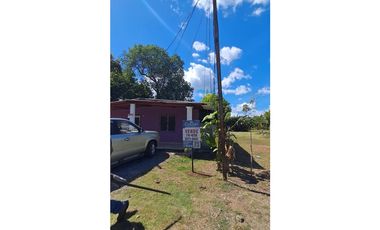 Propiedad en venta  Calle C Sur entre Avenida 4 y 5 Oeste