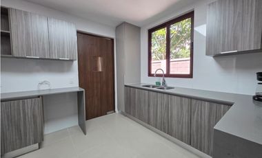 VENTA DE CASA EN PH GARDENIAS, BRISAS DEL GOLF