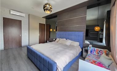 VENTA DE CASA EN PH GARDENIAS, BRISAS DEL GOLF
