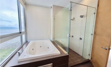 Apartamento en Venta en Costa del Este Primera Línea - PH Altamar