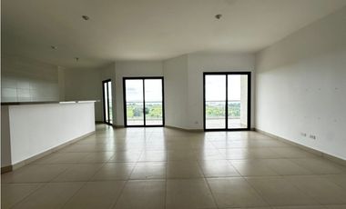 VENTA APARTAMENTO PH LAS OLAS II EN SAN CARLOS (OF)