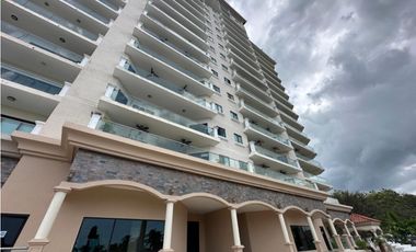 VENTA APARTAMENTO PH LAS OLAS II EN SAN CARLOS (OF)