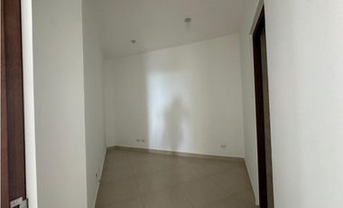 VENTA APARTAMENTO PH LAS OLAS II EN SAN CARLOS (OF)