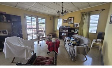 Se Vende casa en Miraflores, Villa Cáceres - Bethania (LG)