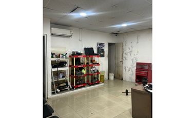 Se Vende local ideal para negocio GANGA  (LM)