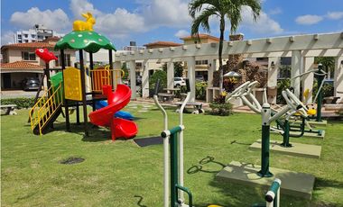 Se vende y alquila casa en Paseo Dorado, Condado del Rey