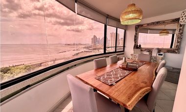 Se vende apartamento frente al mar en Coco del Mar, PH Horizonte