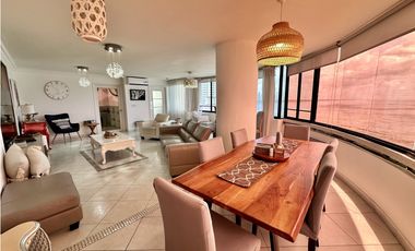 Se vende apartamento frente al mar en Coco del Mar, PH Horizonte