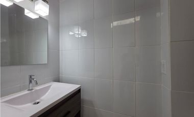 ALQUILER CASA COMERCIAL DÚPLEX EN SAN FRANCISCO (GS)