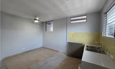 ALQUILER CASA COMERCIAL DÚPLEX EN SAN FRANCISCO (GS)