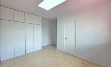 ALQUILER CASA COMERCIAL DÚPLEX EN SAN FRANCISCO (GS)